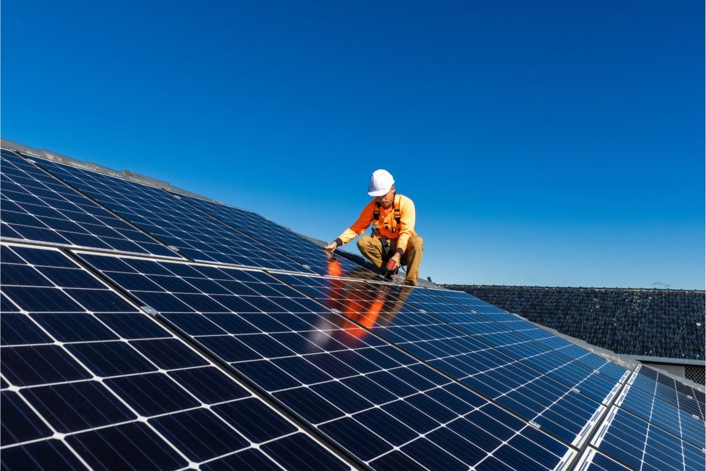 Industrial and commercial solar panel installation Queensland